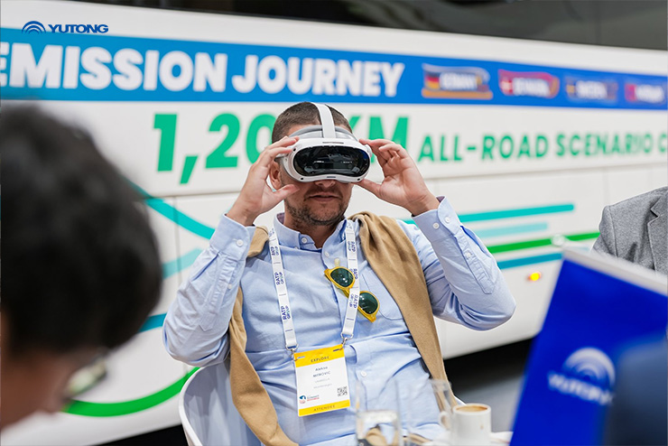 Yutong UITP 2025 Hamburg sammitida yangi avlod batareyali elektr shaharlararo avtobusi IC12E bilan elektrifikatsiya innovatsiyasini namoyish etdi