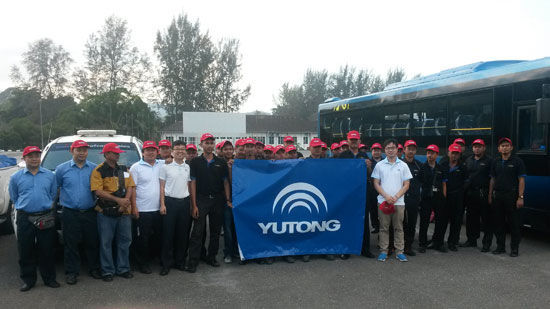 Наводнение беспощадно, YUTONG любительна Наводнение беспощадно, YUTONG любительна