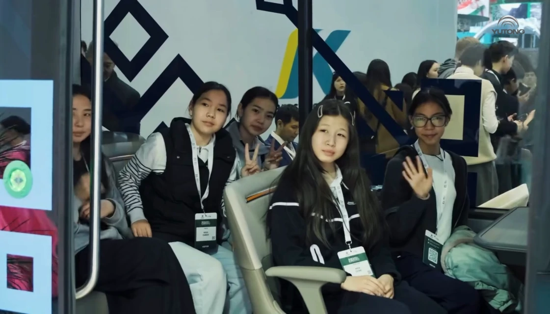 Yutong на RES 2026 EXPO представил беспилотный автобус «XiaoYu» Yutong на RES 2026 EXPO представил беспилотный автобус «XiaoYu»